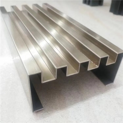 4mm 1050mm Kustom besi tahan karat Fabrikasi Cnc pemotongan laser Lembaran logam Alloy Service